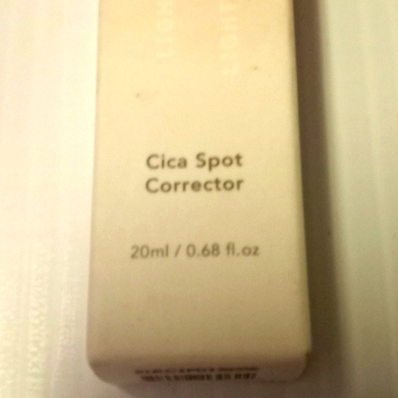 Rael Beauty Cica Spot Corrector -.68 FL oz - Picture 6 of 11